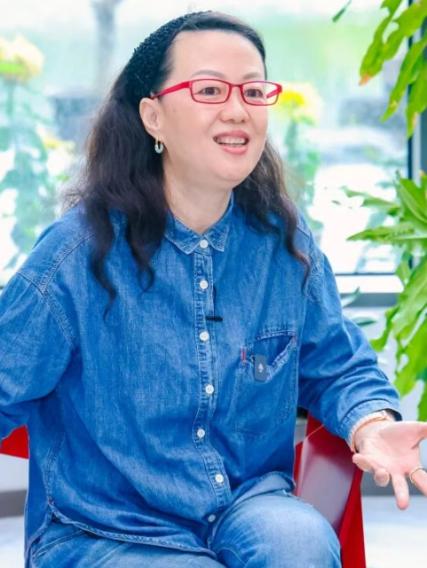 时光栖居·岁月生花｜爱依瑞斯开启一场家居美学、室内设计与当代艺术的跨界对话